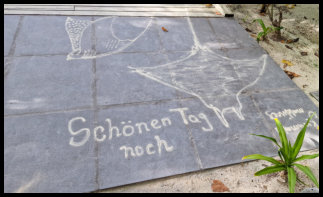 Sand Gemaelde von Angestellten